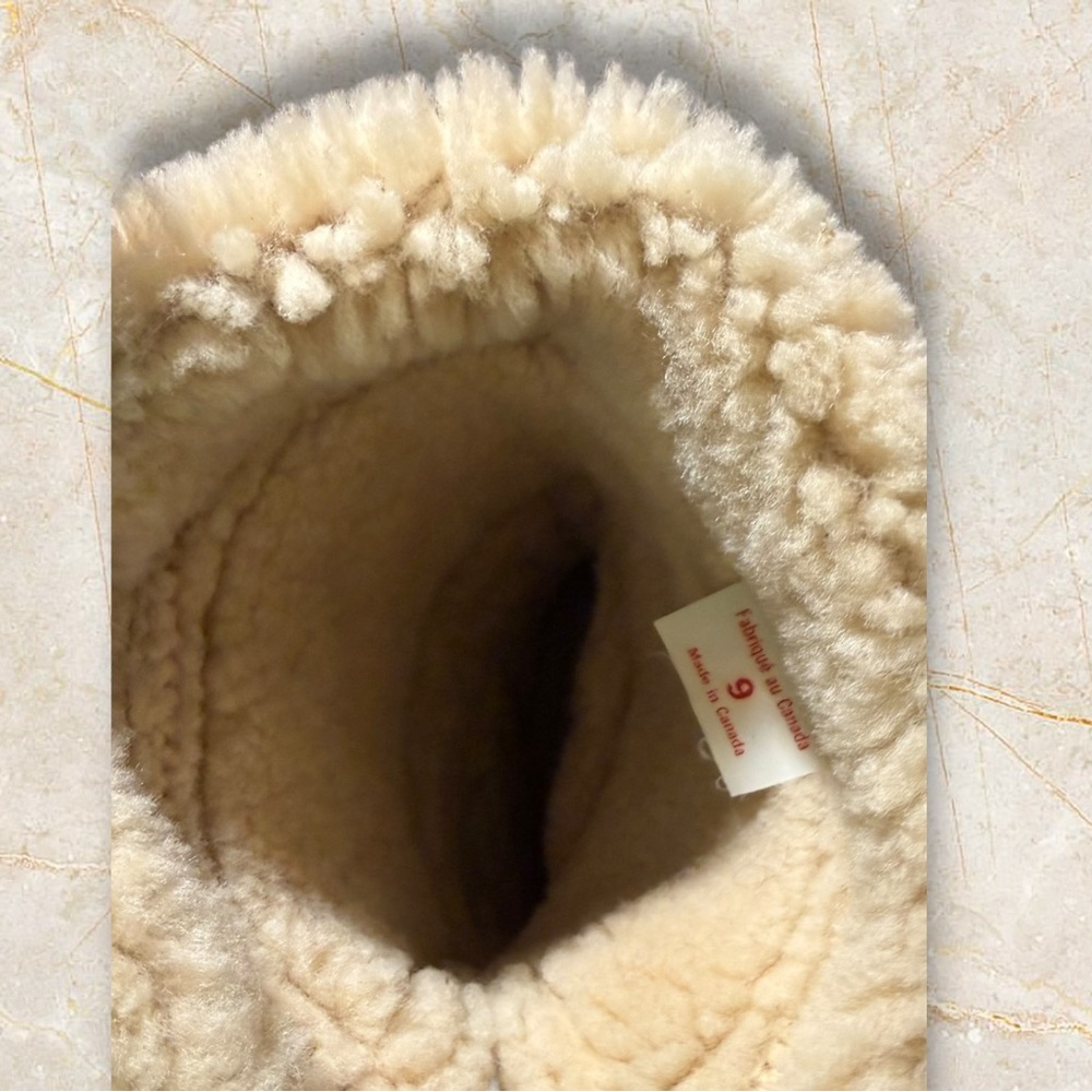 BLONDO Canadian Shearling Fur Leather Boots - Picture 10 of 13
